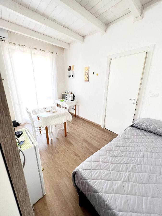 Il Girasole Bed and Breakfast Ostuni Εξωτερικό φωτογραφία